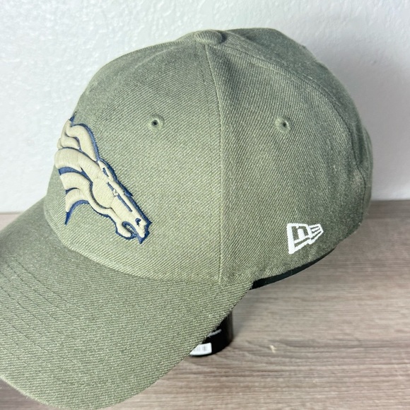 Denver Broncos Green Cap with Embroidered Logo - Picture 2 of 5